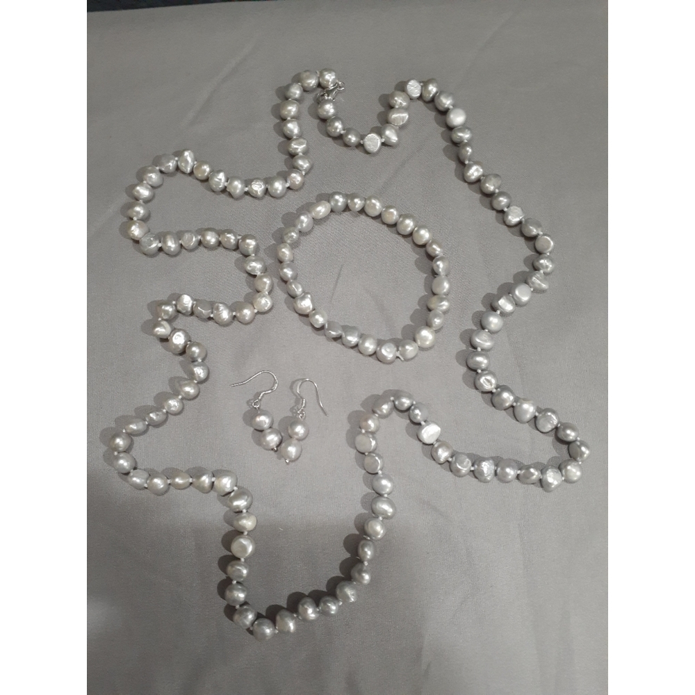 Silver freshwater pearl jewelry set